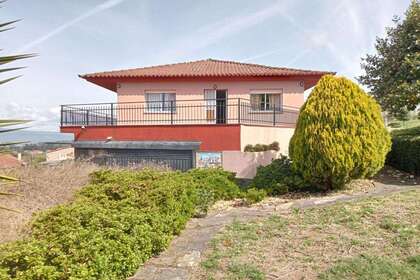 House for sale in Caldas de Reis, Pontevedra. 